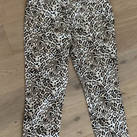 Chico's So Slimming Cheetah Personage Girlfriend Ankle Size 3 (16R) - Picture 2 of 4